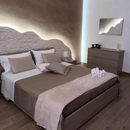 La Casa Di Ruth Apartment คาตาเนีย ภายนอก รูปภาพ