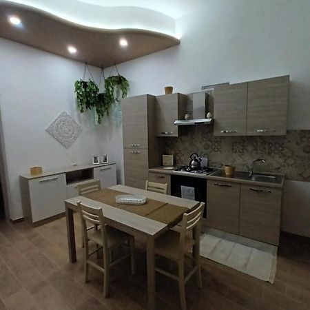 La Casa Di Ruth Apartment คาตาเนีย ภายนอก รูปภาพ