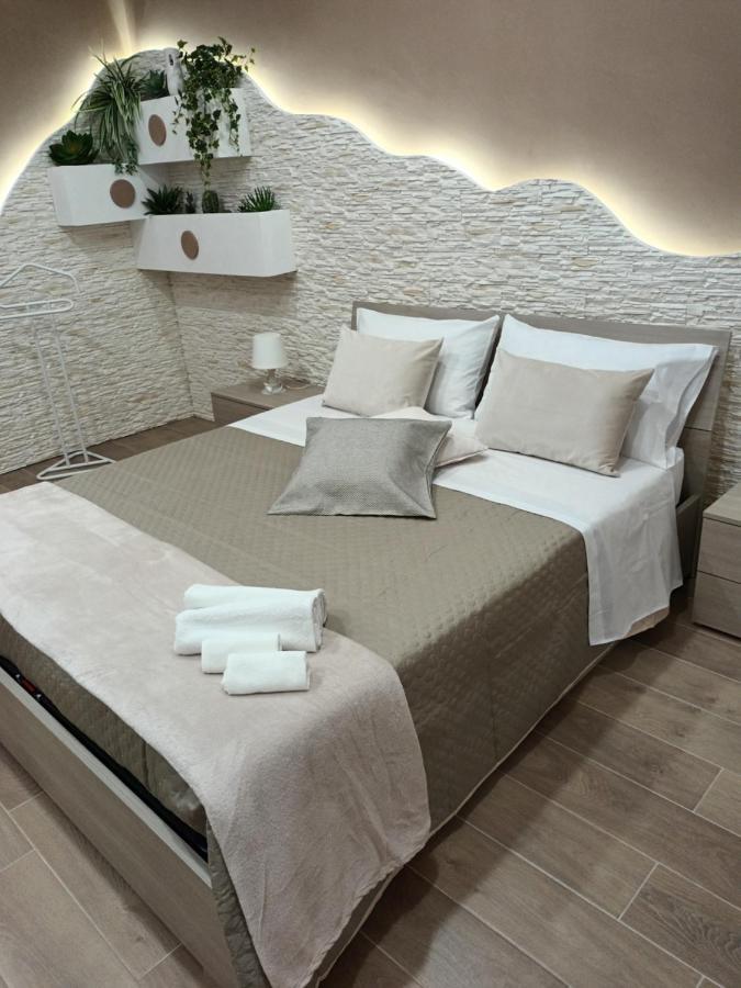 La Casa Di Ruth Apartment คาตาเนีย ภายนอก รูปภาพ