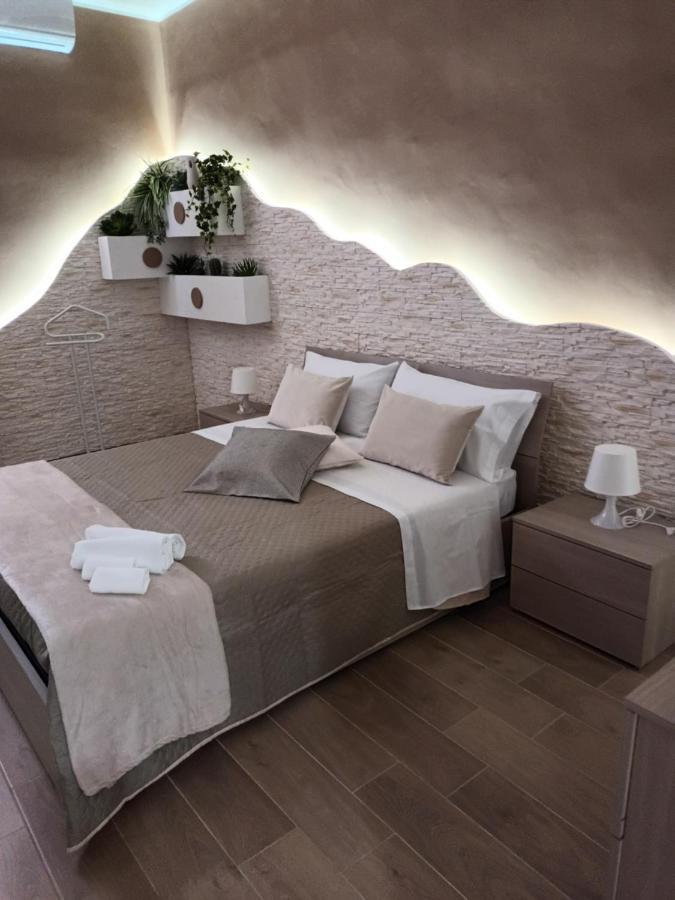 La Casa Di Ruth Apartment คาตาเนีย ภายนอก รูปภาพ