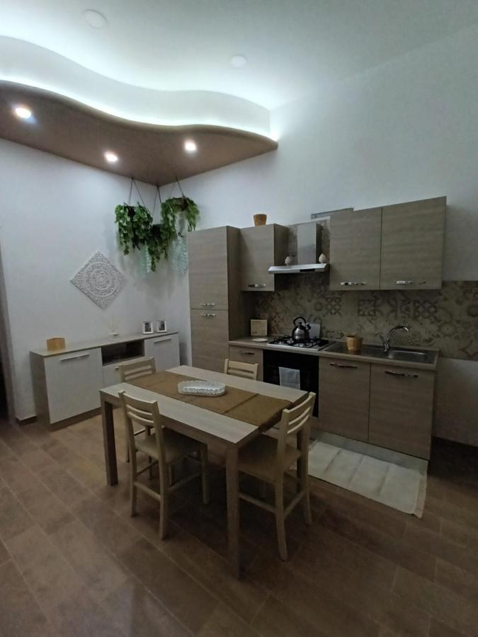 La Casa Di Ruth Apartment คาตาเนีย ภายนอก รูปภาพ